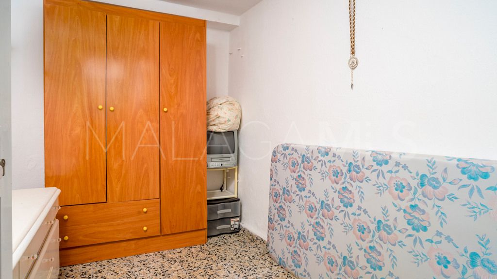 Chalet for sale in Estepona