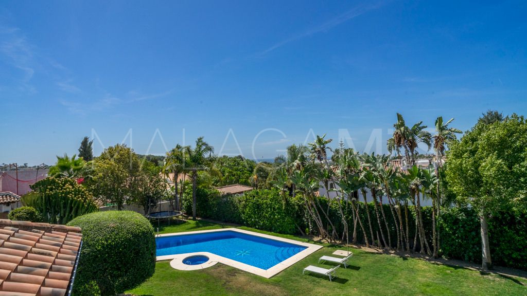 Chalet for sale in Benahavis