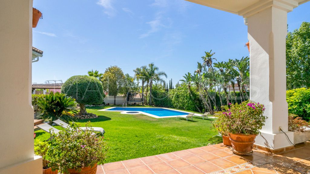 Chalet for sale in Benahavis