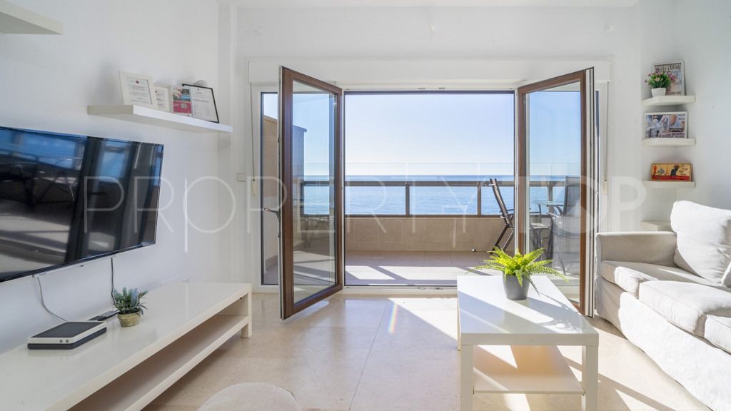 Apartment in Estepona for sale