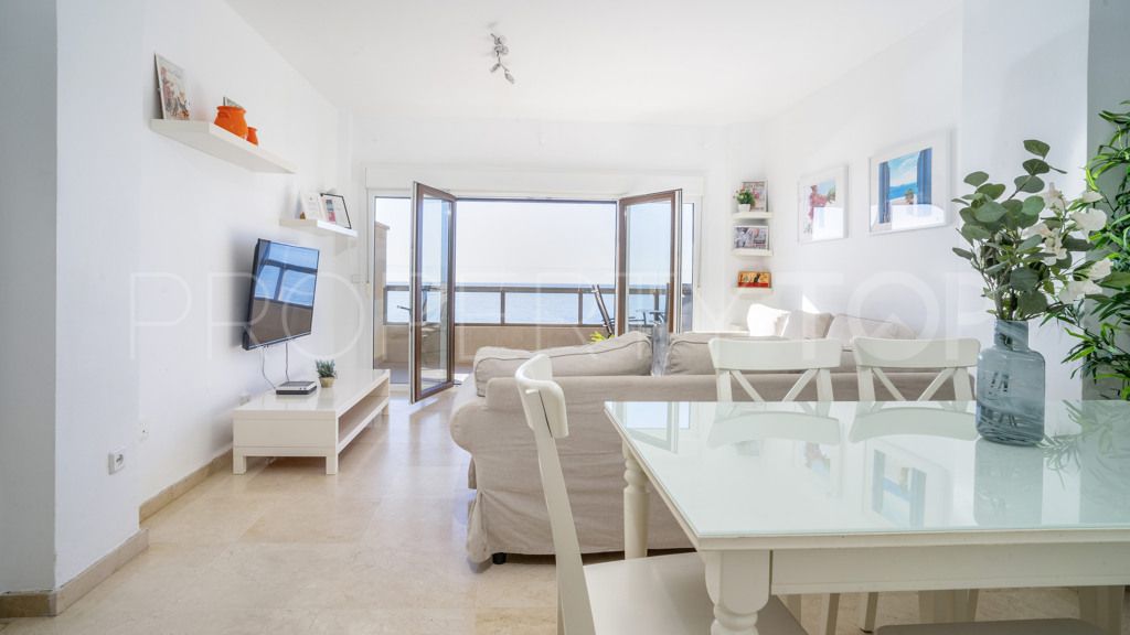 Apartment in Estepona for sale