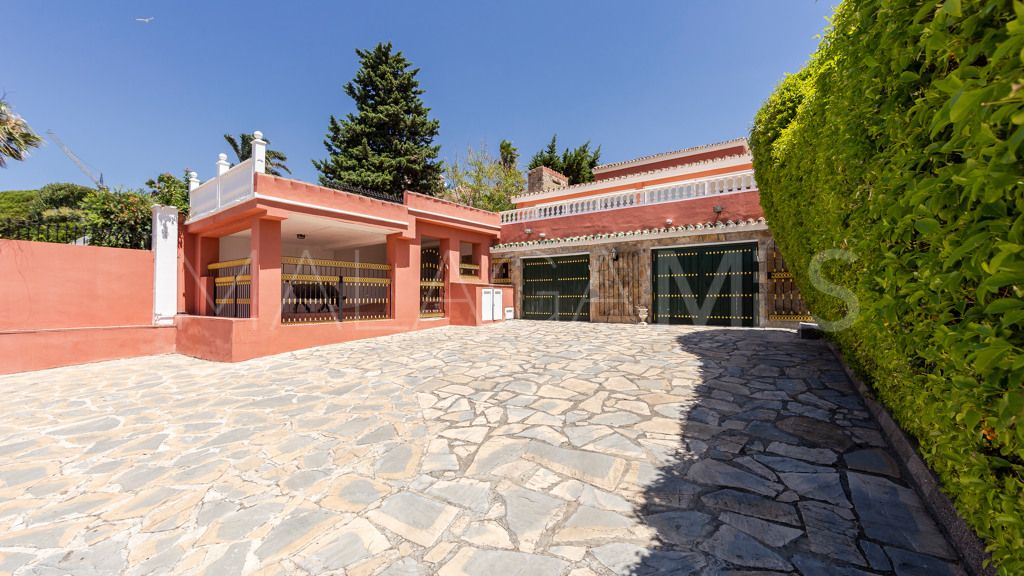 Don Pedro, chalet for sale de 6 bedrooms