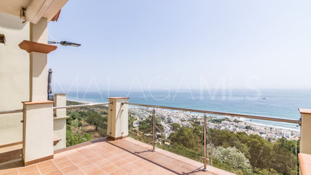 Ático for sale in Manilva with 3 bedrooms