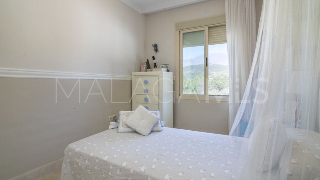 For sale Estepona Golf 4 bedrooms chalet