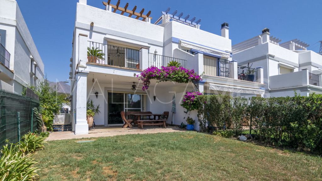 Chalet for sale in Estepona Golf