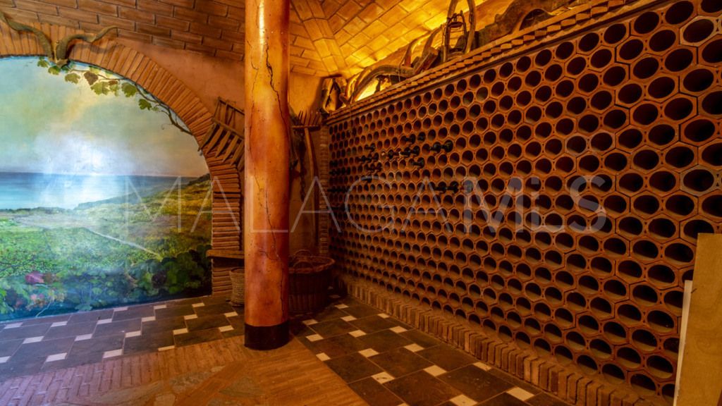 For sale 4 bedrooms chalet in New Golden Mile