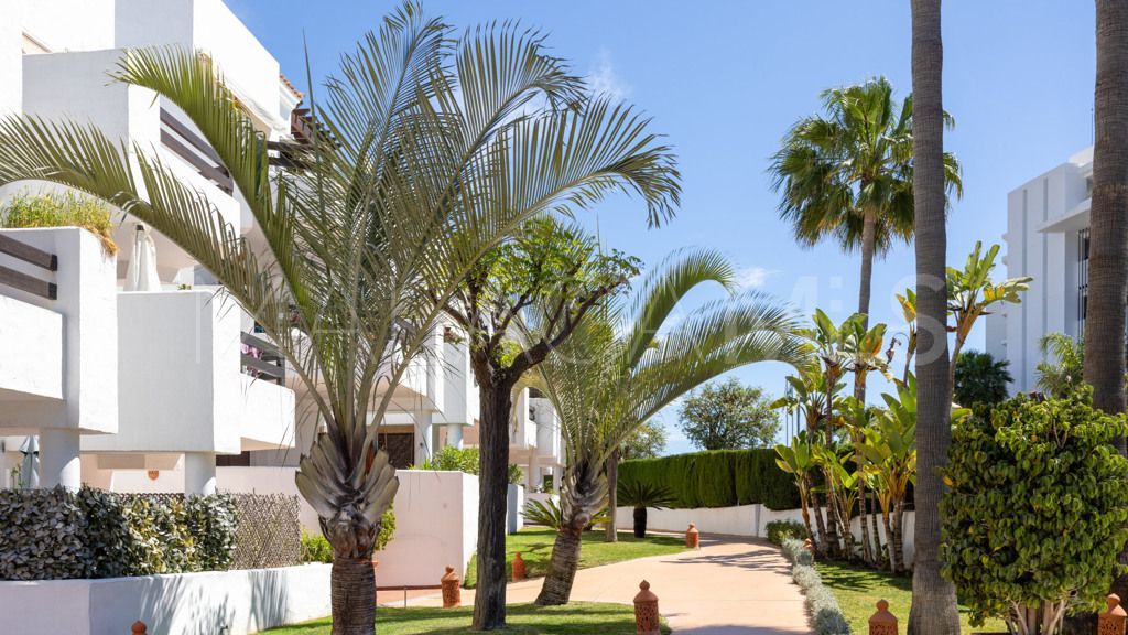 Apartamento for sale in Costalita with 3 bedrooms