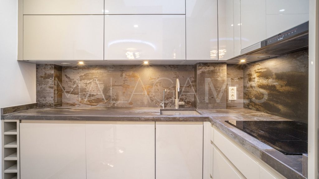 Chalet for sale in Estepona