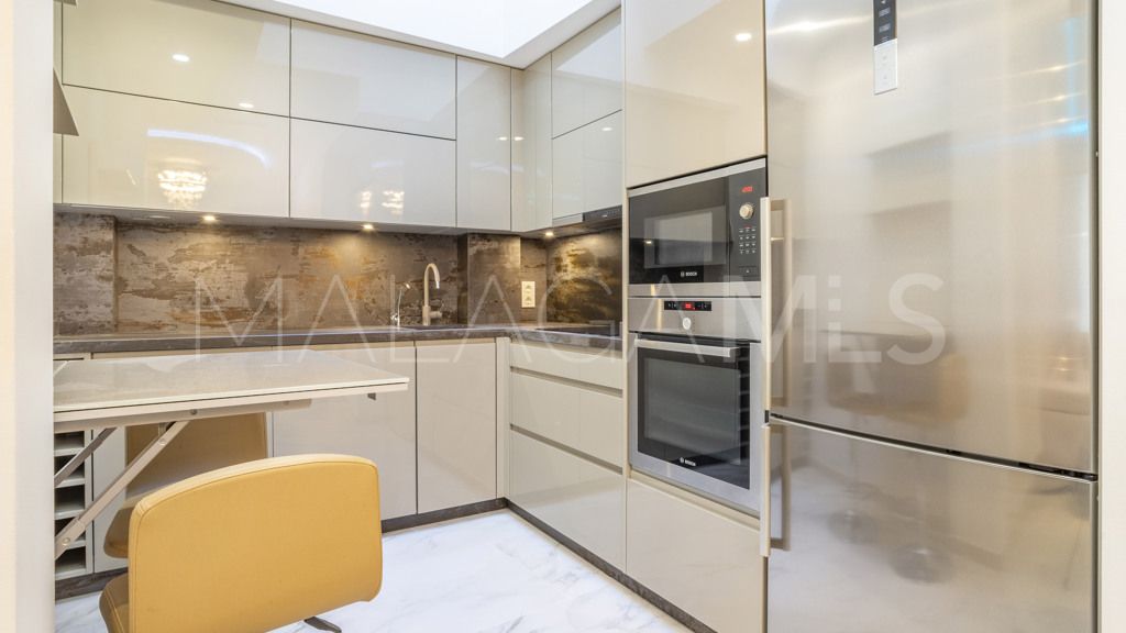 Chalet for sale in Estepona
