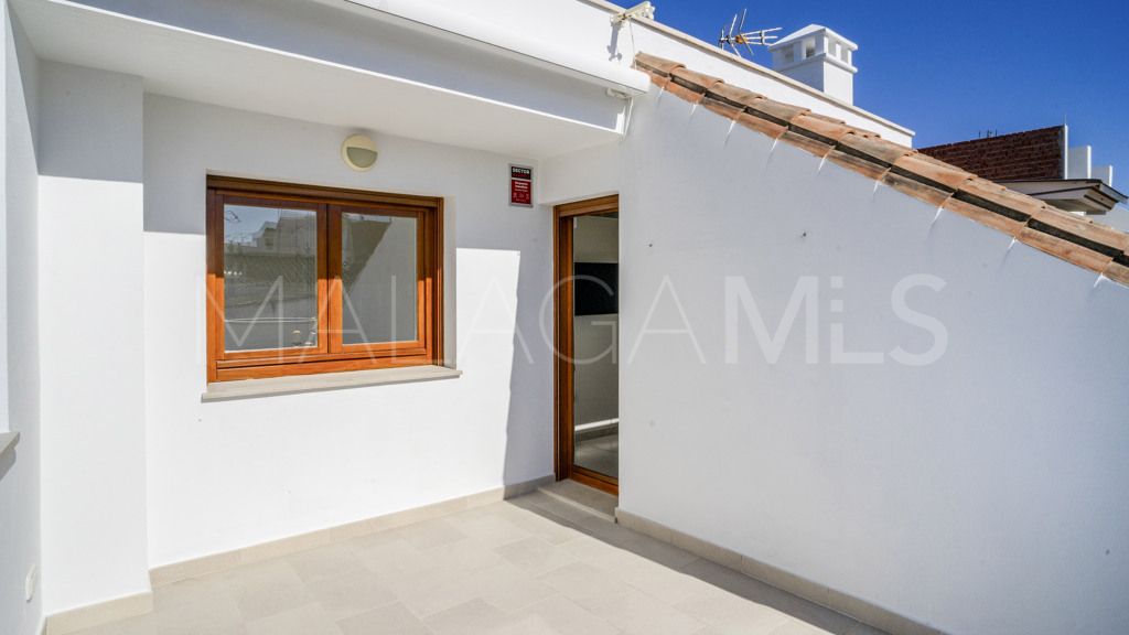 Chalet for sale in Estepona
