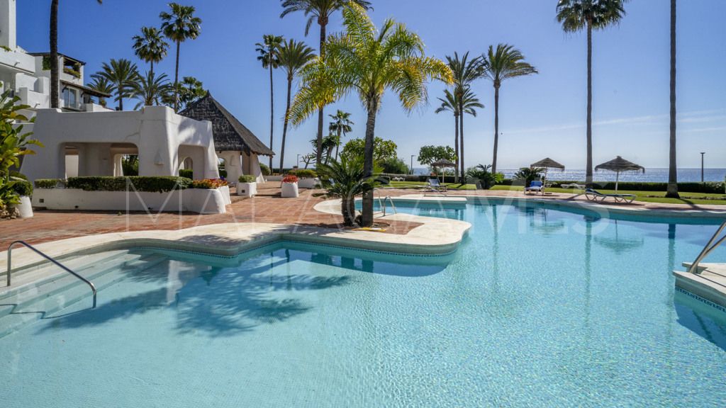 Lägenhet for sale in Alcazaba Beach