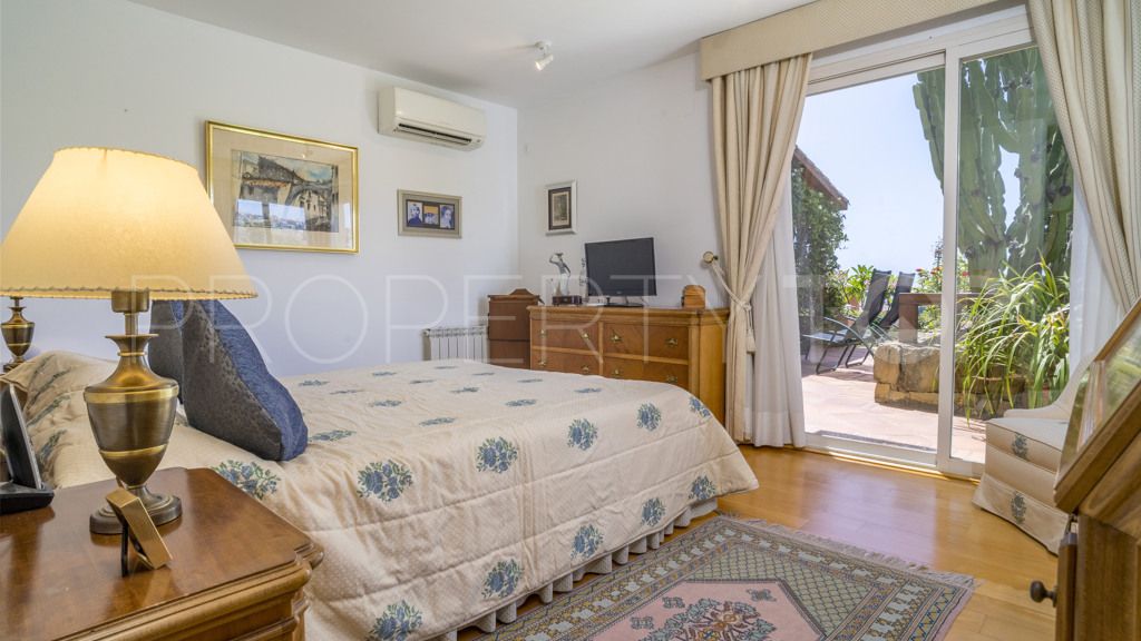 Benahavis, chalet con 5 dormitorios en venta