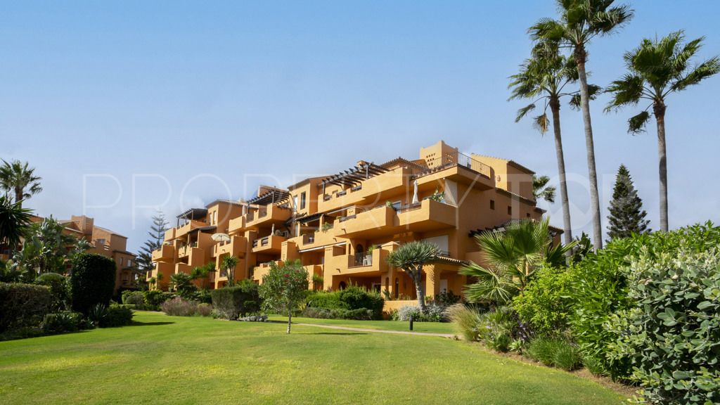 Apartment for sale in Puerto La Duquesa with 5 bedrooms