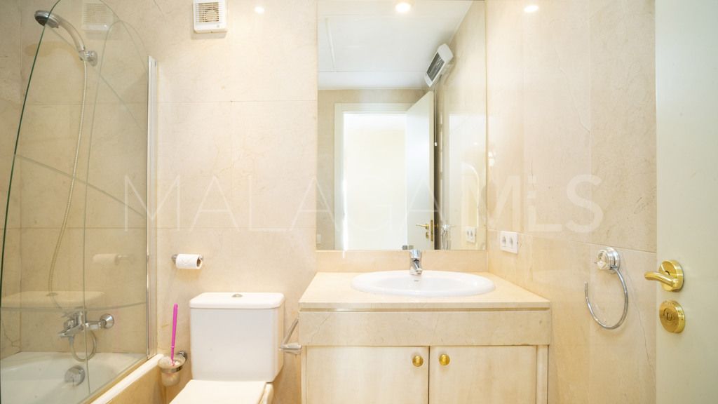 Apartamento for sale de 5 bedrooms in Puerto La Duquesa