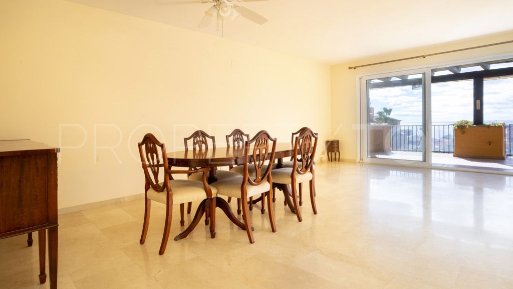 Apartment for sale in Puerto La Duquesa with 5 bedrooms