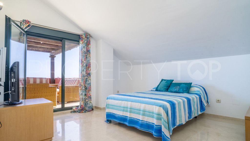 For sale apartment with 4 bedrooms in Cancelada