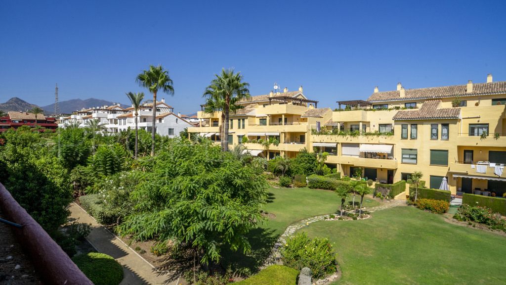 For sale apartment with 4 bedrooms in Cancelada