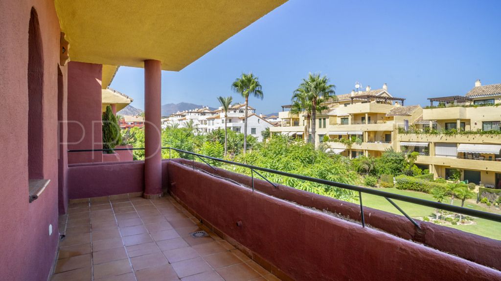 For sale apartment with 4 bedrooms in Cancelada