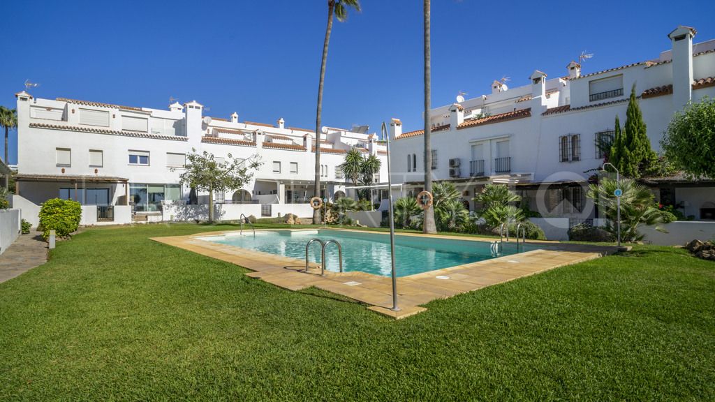 Chalet en venta de 3 dormitorios en Casares Playa