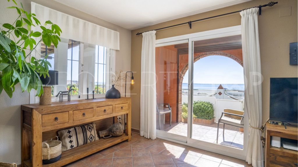 For sale 3 bedrooms chalet in Casares Playa