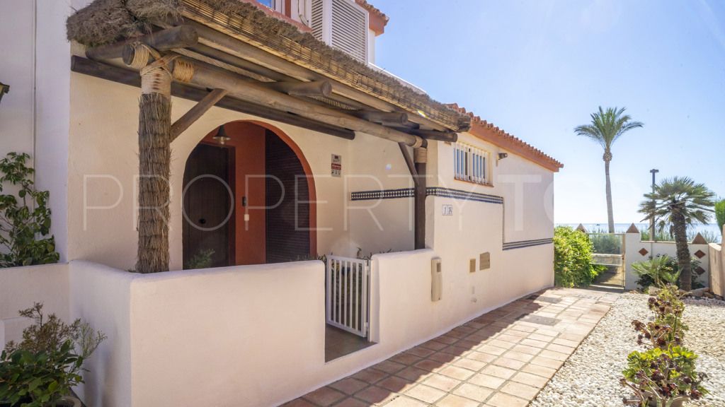 Chalet en venta de 3 dormitorios en Casares Playa