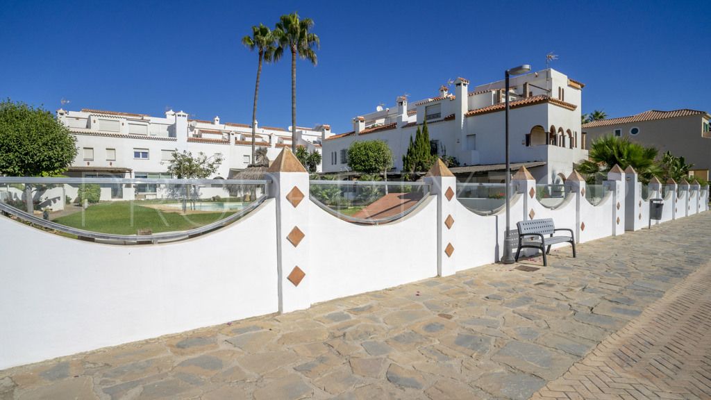 Chalet en venta de 3 dormitorios en Casares Playa