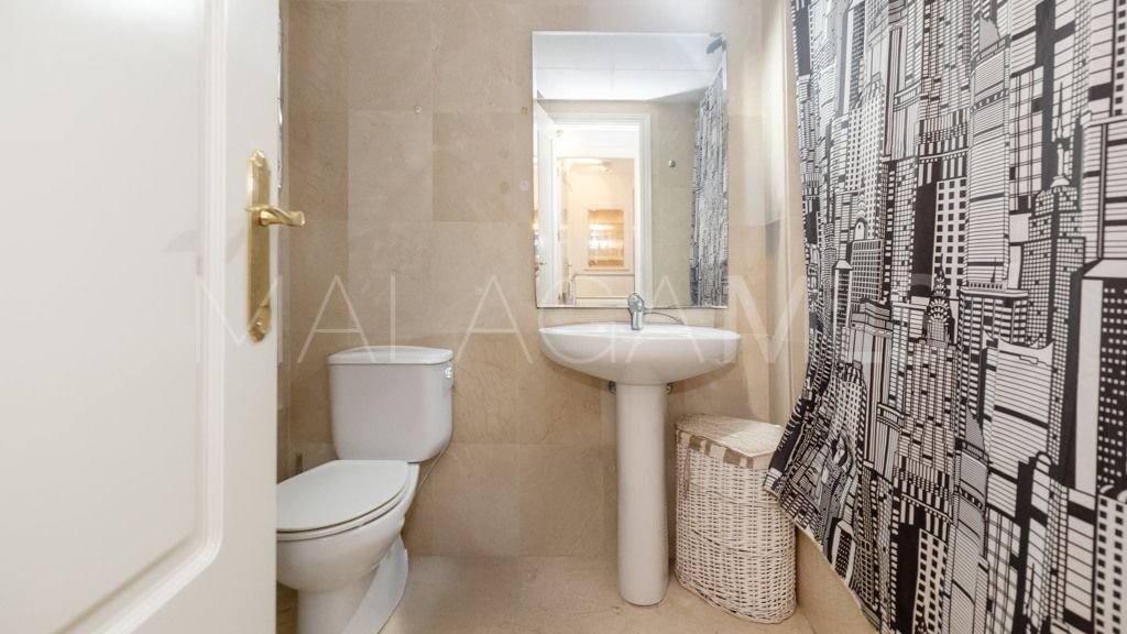 Appartement for sale in Estepona Puerto