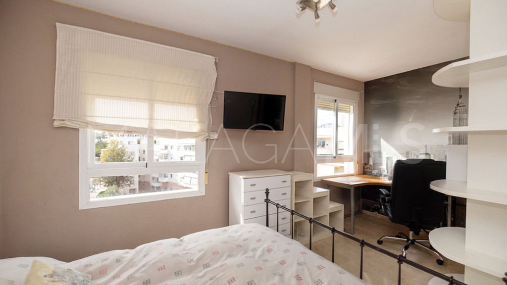 Appartement for sale in Estepona Puerto