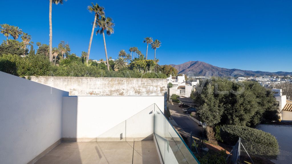 Chalet for sale in Bahia Dorada