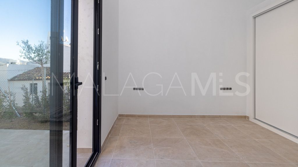 Chalet for sale in Bahia Dorada