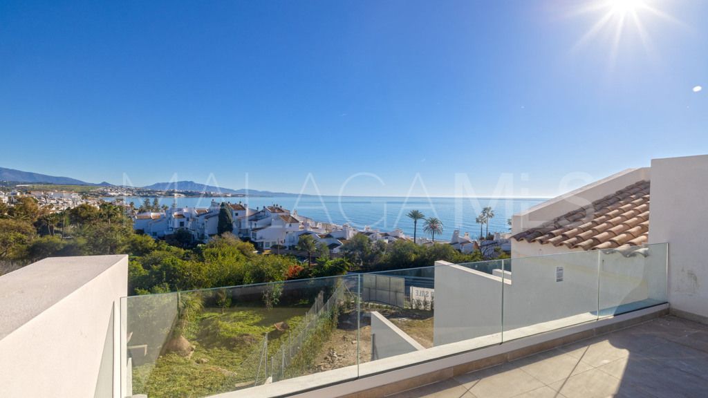 Chalet for sale in Bahia Dorada