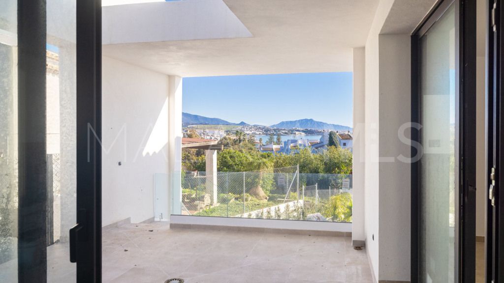 Chalet for sale in Bahia Dorada