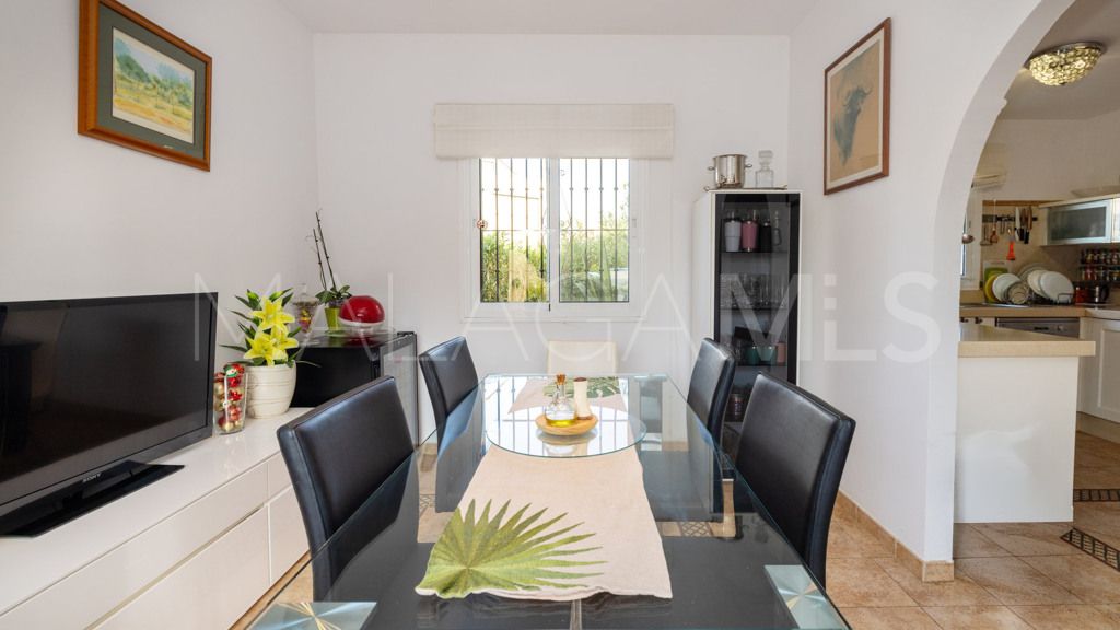 Buy Casares Playa chalet