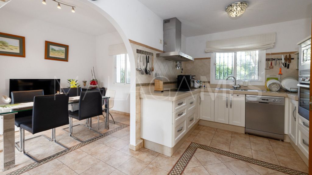 Buy Casares Playa chalet