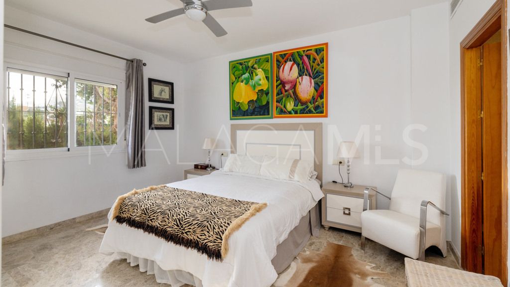 Buy Casares Playa chalet