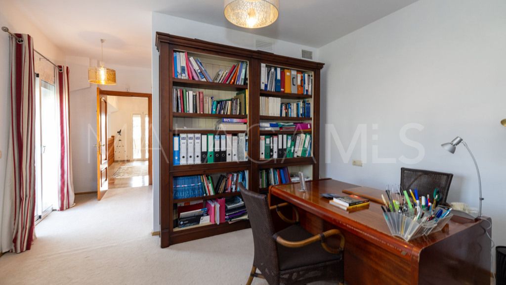 Buy Casares Playa chalet