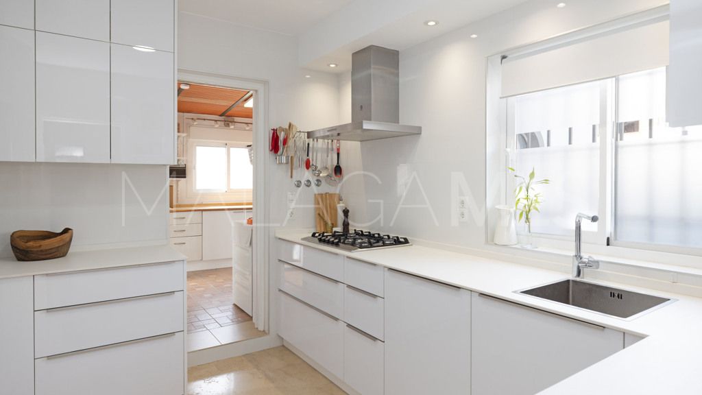 Chalet for sale in Estepona