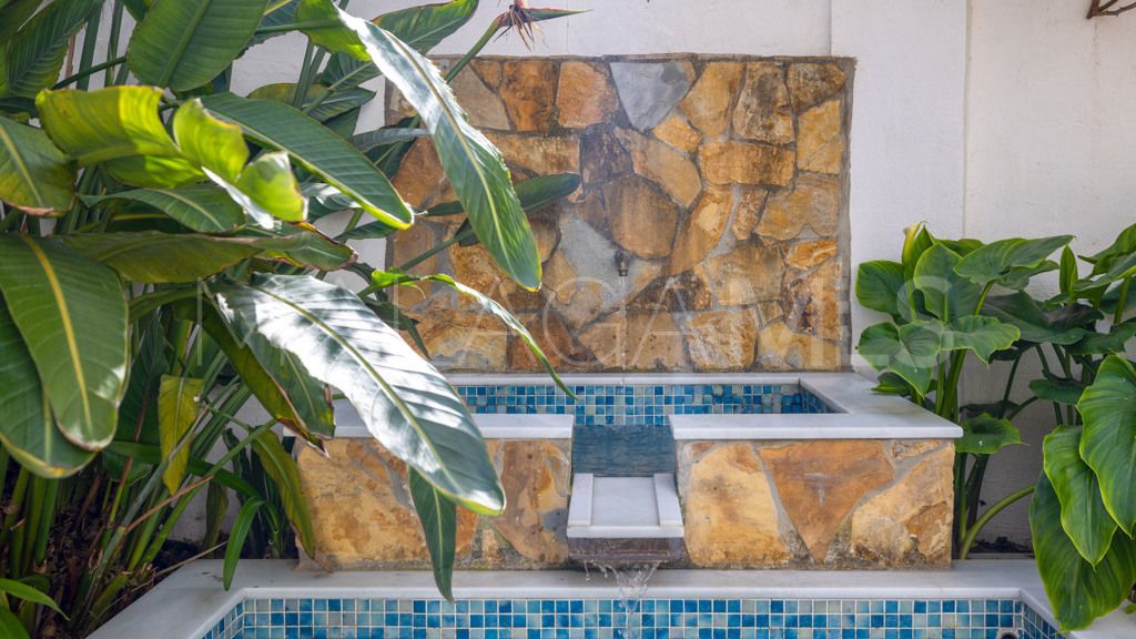 Chalet for sale in Estepona