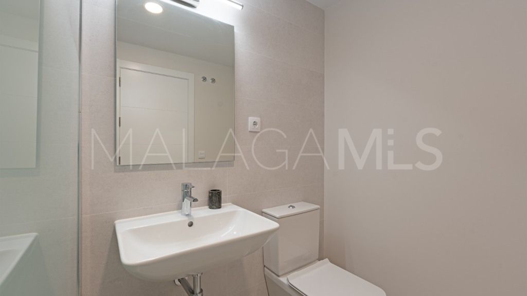 For sale 3 bedrooms apartment in Estepona