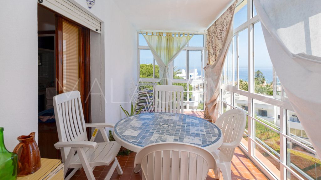 Lägenhet for sale in Estepona Puerto