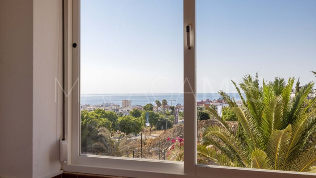 Chalet for sale in Estepona