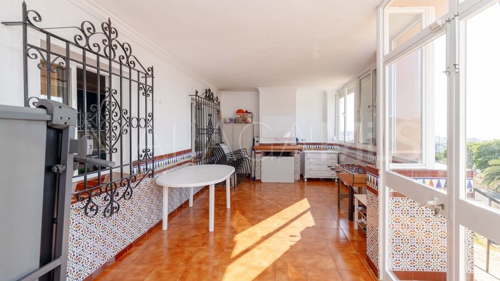 Chalet for sale in Estepona