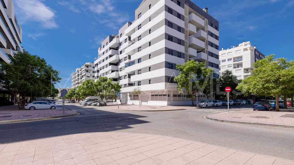 For sale apartment in Estepona