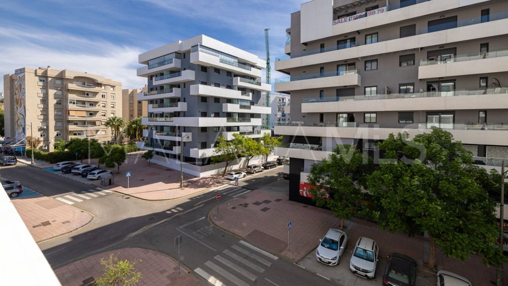 For sale apartment in Estepona