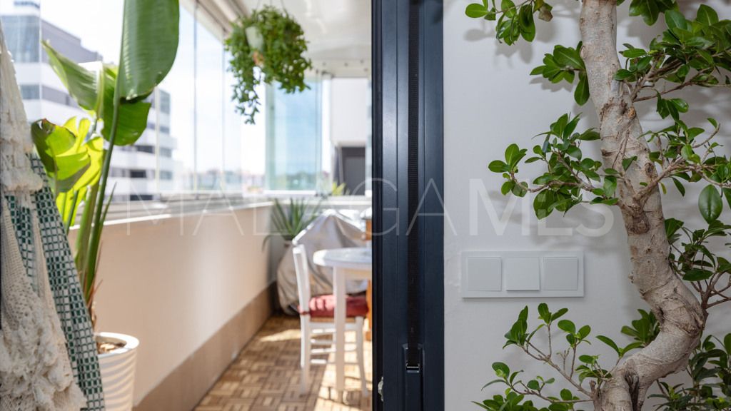 For sale apartment in Estepona
