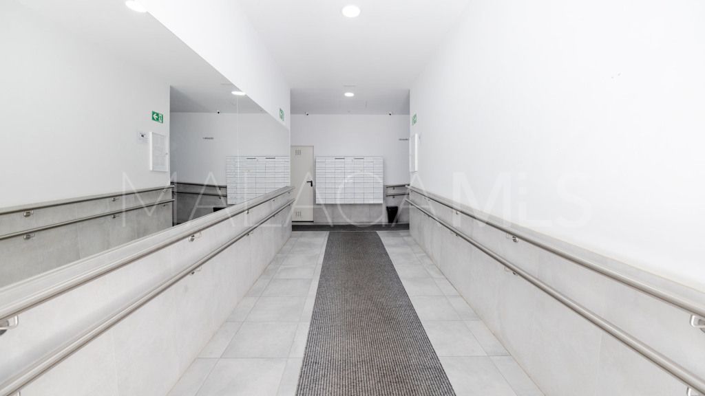 For sale apartment in Estepona