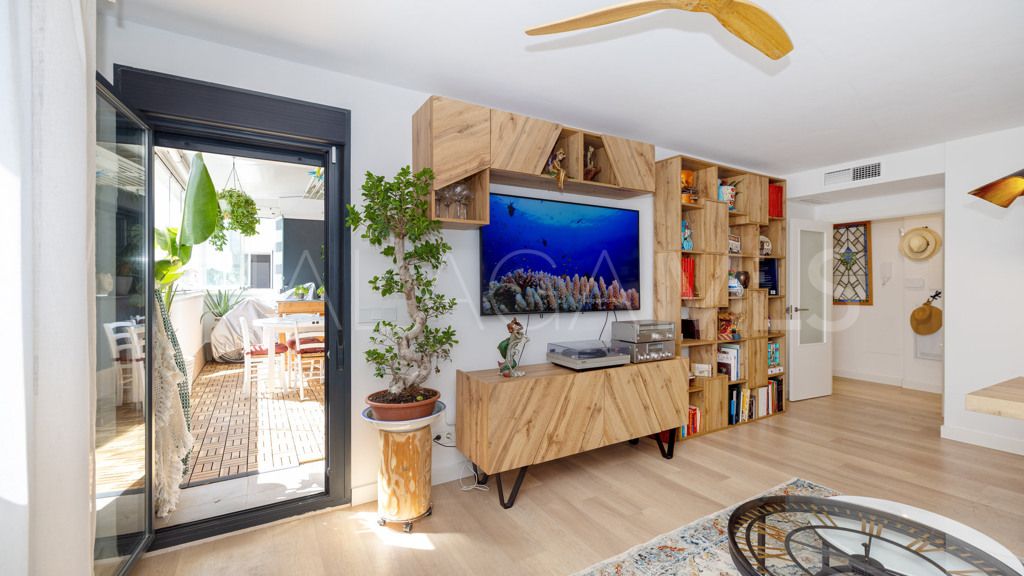 For sale apartment in Estepona