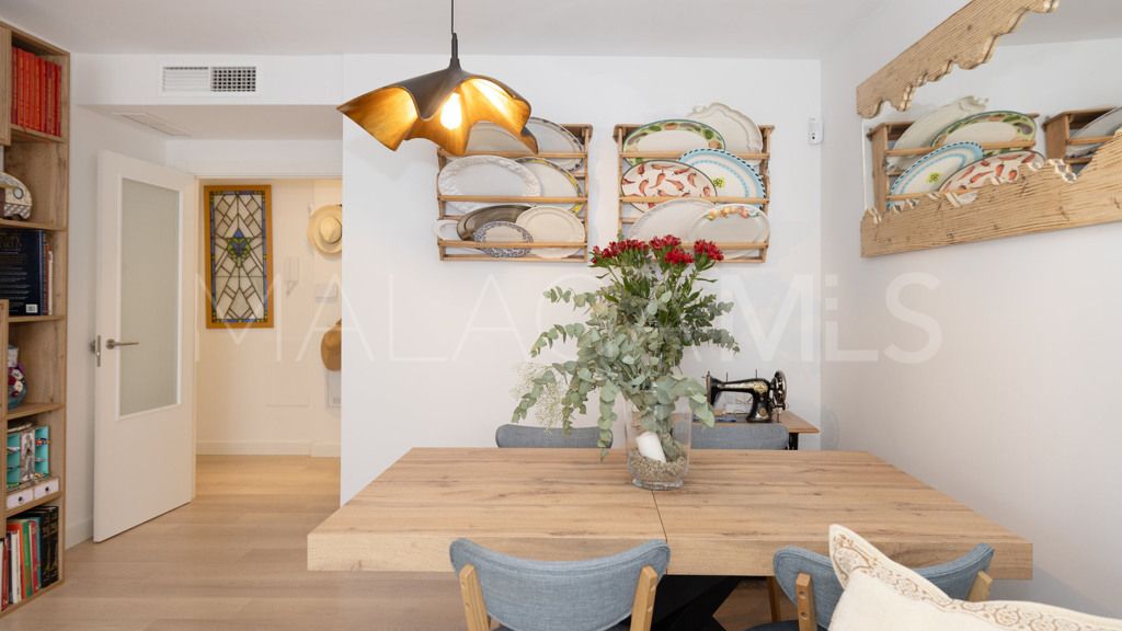 For sale apartment in Estepona