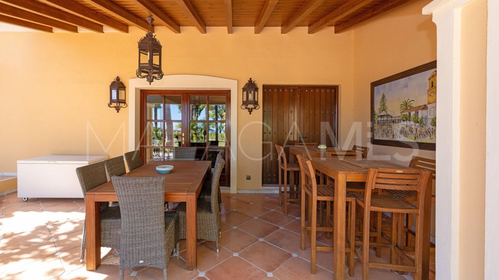 Chalet for sale in Estepona