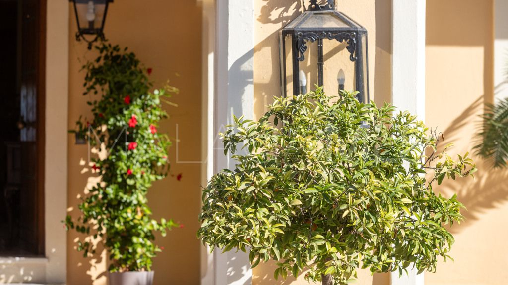 Chalet for sale in Estepona